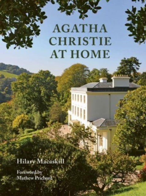 Agatha Christie at Home-9781914902000